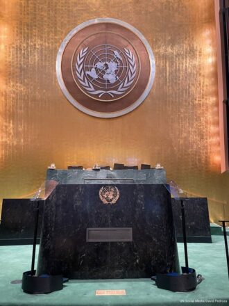 Tarima principal desde donde tomarán la palabra los mandatarios en la asamblea general de Naciones Unidas