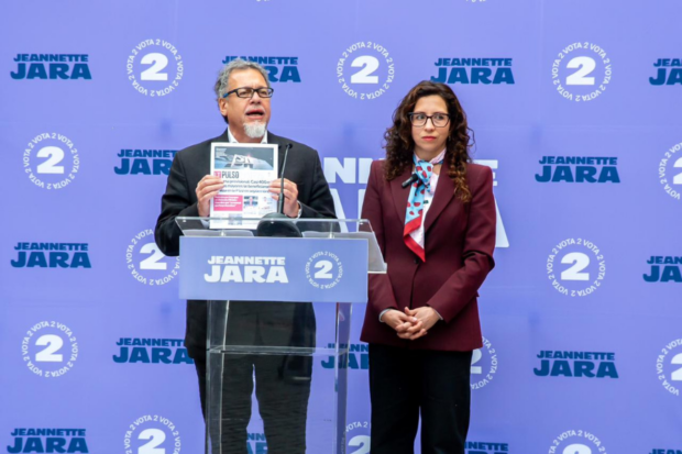 Voceros del comando de Jeannette Jara. El senador Ricardo Lagos Weber y la diputada Gael Yeomans. Imagen: Agencia Aton.