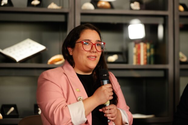 Nathaly Calderón coordinadora del Área de Educación y Mediación Cultural del Archivo Central Andrés Bello. 
