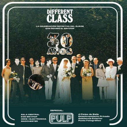 Afiche de la fiesta por los 30 años del disco "Different Class" en la discoteca Blondie.