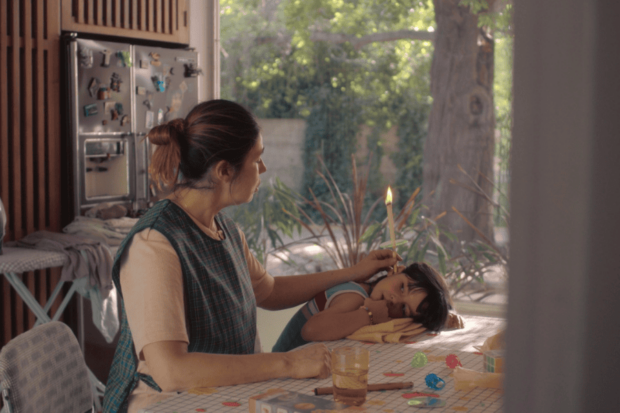 Frame de "Limpia", película de Dominga Sotomayor.