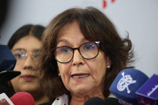 La secretaria nacional de la Democracia Cristiana, Alejandra Krauss, participa de un punto de prensa tras la polémica por la cita de Eduardo Frei con José Antonio Kast.