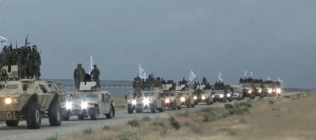 Convoy de las fuerzas militares de los insurgentes talíbanes pakistaníes. Vía X@MonitorX99800