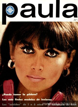 Portada de la Revista Paula con el primer plano de una modelo de cabello oscuro con flequillo y maquillaje de ojos muy marcado. El título principal visible en la parte inferior es: "¿Puedo tomar la píldora?".