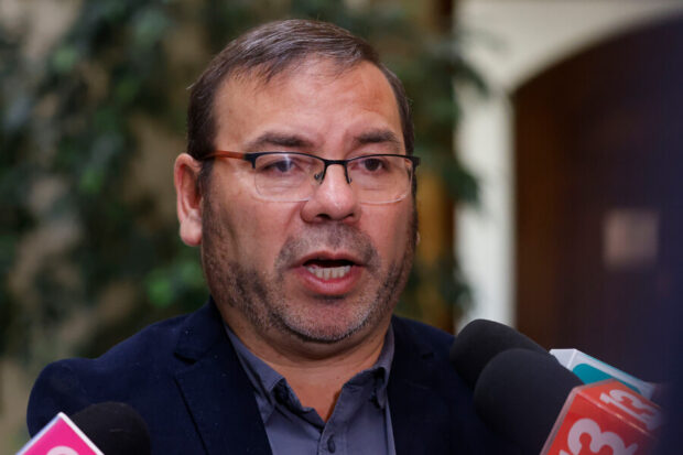 Boris Barrera.