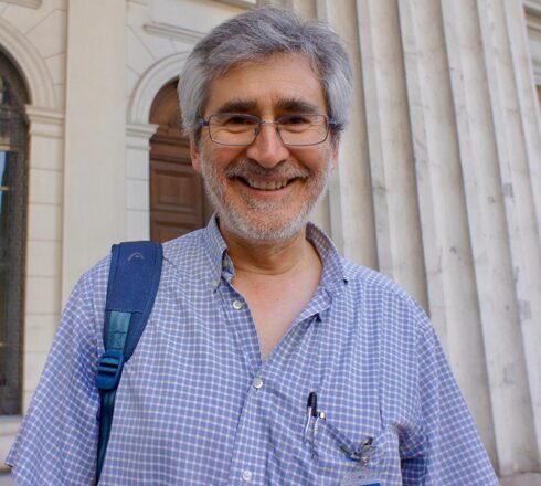 El profesor de la Facultad de Ciencias de nuestra casa de estudios, Gonzalo Gutiérrez