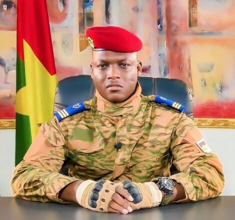 Ibrahim Traoré, presidente de Burkina Faso y uno de los líderes más relevantes de la confederación del Sahel. Vía X@zoomafrika1