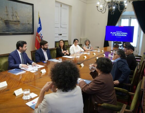 Mesa de conversación sobre el informe Bienal del Plan Nacional de Búsqueda.