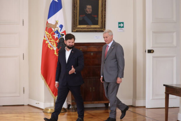 Presidente Boric y José Antonio Kast. Dragomir Yankovic/Aton Chile