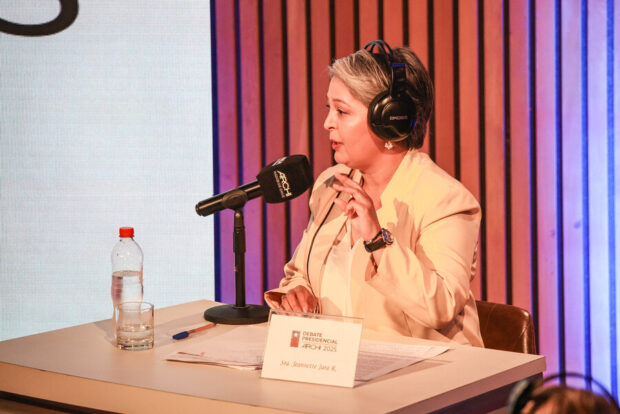 Jeannette Jara.