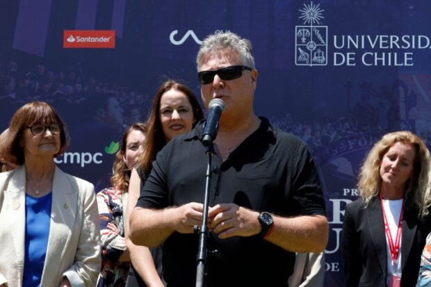 Director invitado de la Orquesta Sinfónica Nacional de Chile, Carlos Vieu.