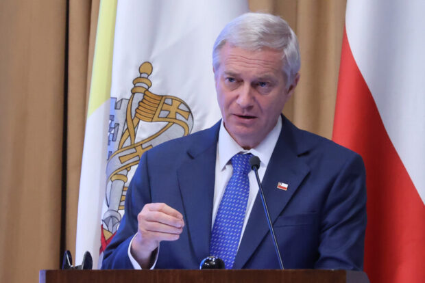 El Presidente electo, Jose Antonio Kast, expone en el seminario Clapes UC. Foto: Dragomir Yankovic/Aton Chile,