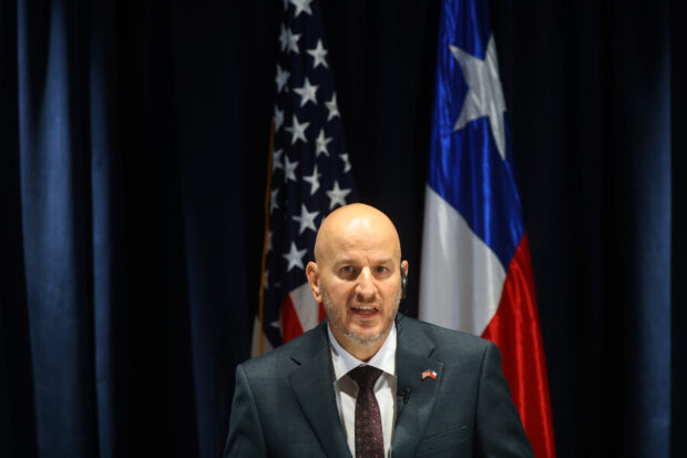 Conferencia de prensa embajador Judd por caso cables. Jonnathan Oyarzun/Aton Chile 