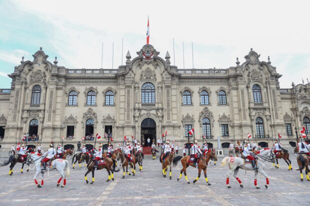 Palacio de la presidencia del Perú, conocida también como Casa Pizarro o Palacio Virreinal. Vía X@presidenciaperu
