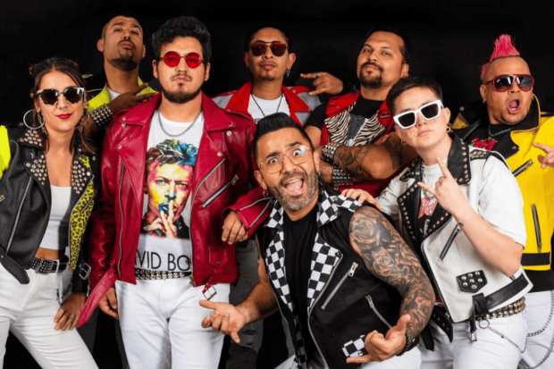 Foto de los músicos de Tomo Como Rey.