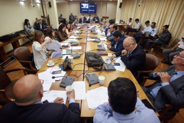 Comisión de Gobierno Interior debate reforma al sistema político. Sebastian Cisternas/ Aton Chile 