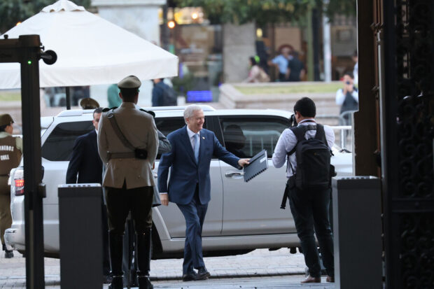 José Antonio Kast llega a La Moneda para reunirse con el Presidente Gabriel Boric