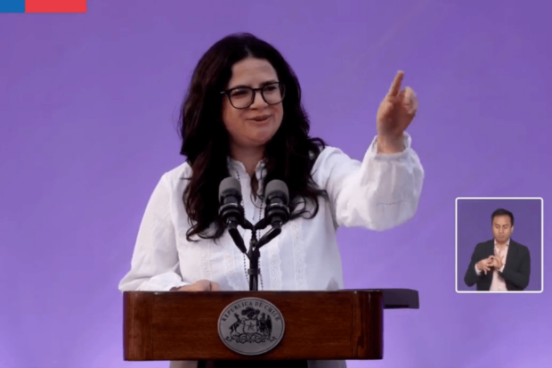 Ministra de la Mujer, Antonia Orellana en punto de prensa 8M.