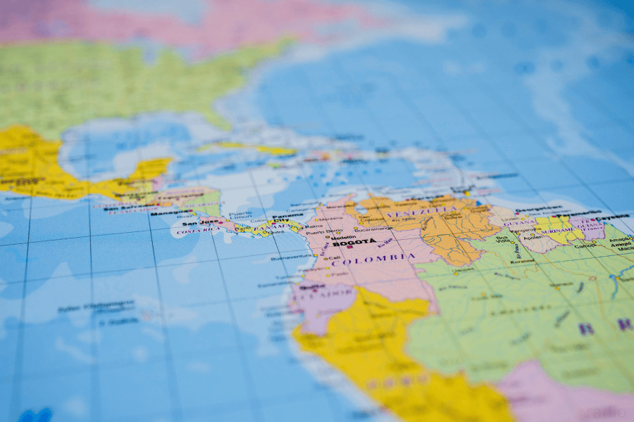 Cumbre del "Escudo de las Américas": las interrogantes que abre la nueva arquitectura hemisférica estadounidense Mapa de América Latina y el Caribe.