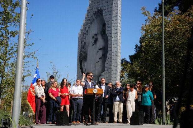 El Presidente Gabriel Boric participa de la inauguración de la nueva Plaza Baquedano. Diego Martin/Aton Chile.