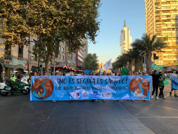 Marcha en el Día Mundial del Agua. Santiago, 2023.