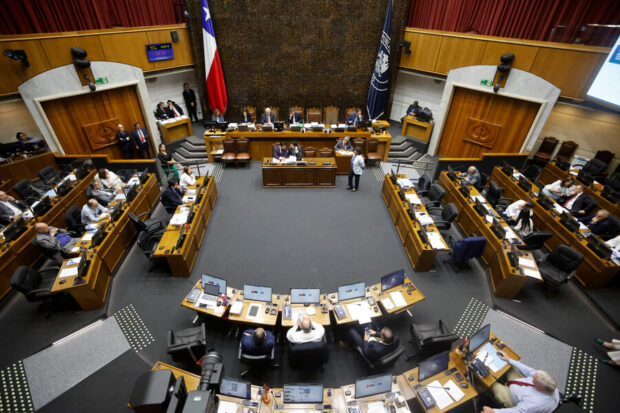 Senado aprueba proyecto que conmuta penas a presos. Foto: Sebastian Cisternas/ Aton Chile.