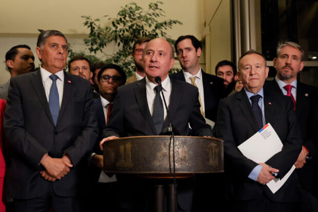Claudio Alvarado, Jorge Quiroz y José García Ruminot.