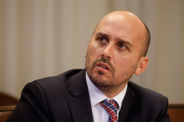 El senador de Renovación Nacional, Andrés Longton.