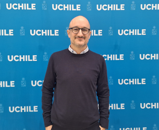 Federico Rojas, coordinador del Programa SUR del Instituto de Estudios Internacionales de la Universidad de Chile.