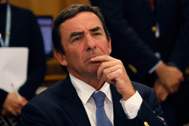 Fernando Rabat.