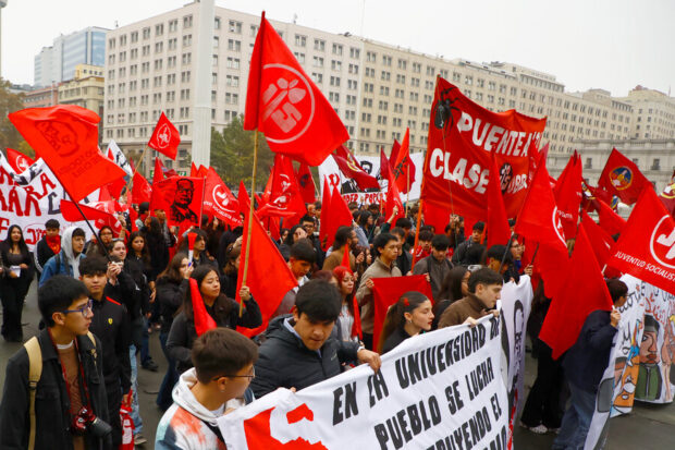 La Central Unitaria de Trabajadores, CUT, convoca a la tradicional marcha del Dia Internacional del Trabajador y Trabajadora. Foto: Aton Chile.