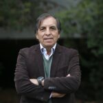 Óscar Ramírez, director del Ballet Antumapu: "La juventud realmente valora la cultura folclórica" Óscar Ramírez, director artístico y coreógrafo histórico de la agrupación, también celebra 55 años junto al Ballet Antumapu.