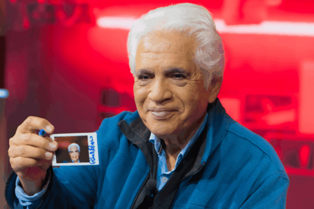 Roberto Bravo en la segunda temporada de "Revelados".
