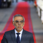 Exministro Cordero califica de "efectista" la propuesta gubernamental de un Registro Nacional de Vándalos Ultimos Honores al Presidente de la Republica, a su llegada al Palacio de La Moneda. Jonnathan Oyarzun/Aton Chile