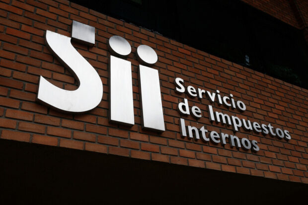 Frontis del edificio del Servicio de Impuestos Internos.